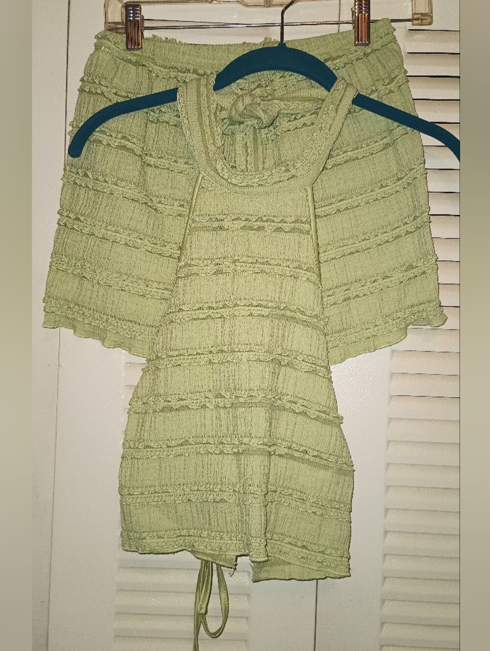 Women SHEIN Green Halter Top & Shorts 2 Pc Set Ruffle (S)